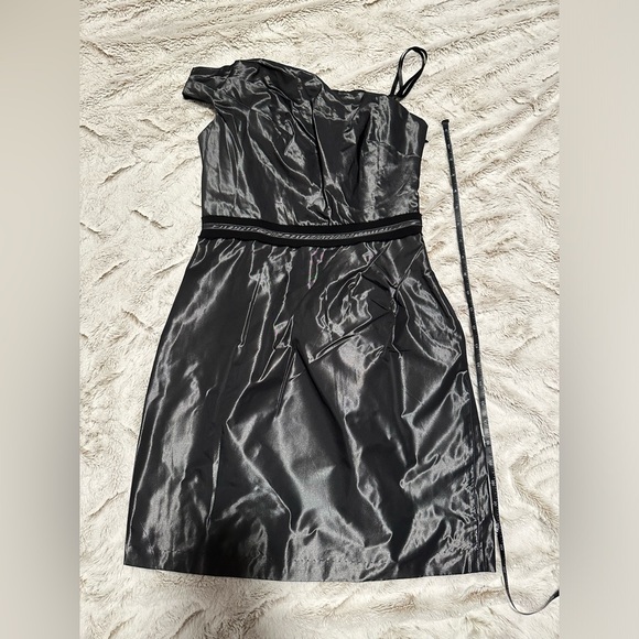 BCBGeneration Asymmetrical Pleated One Shoulder Cocktail Mini Dress - Picture 12 of 16